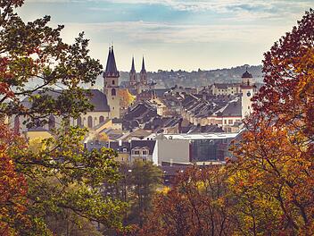 Hof ist Schlusslicht auf etlichen Ebenen - und schlägt jetzt mit 10-Punkte-Plan Alarm Hof ist Schlusslicht auf etlichen Ebenen - und schlägt jetzt mit 10-Punkte-Plan Alarm