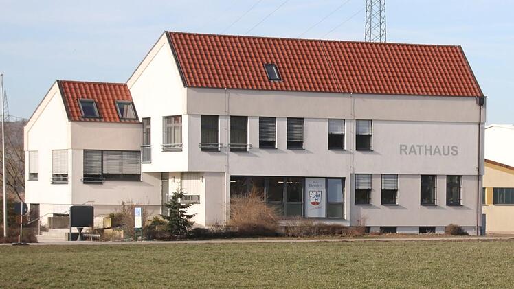 Der Ebensfelder Gemeinderat stimmte dem Haushalt 2019 zu.Matthias Einwag