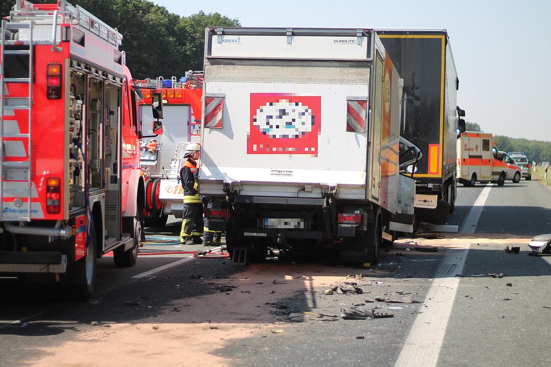 Lkw-Fahrer überlebt Unfall nicht