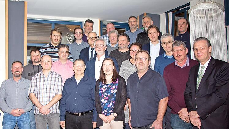 Die SÜC und CEB ehrten langjährige Mitarbeiter und verabschiedeten treue Mitarbeiter aus dem Berufsleben. Foto: pr