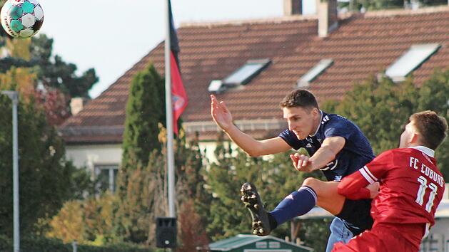 Ricardo K&ouml;nig (rechts) und der FC Coburg kassierten eine entt&auml;uschende Niederlage in Gochsheim.