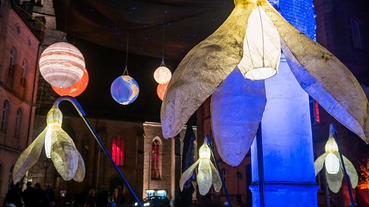 Ausflug, Kronach Leuchtet, Licht, Festival, Fest, Freizeit, Erlebnis, Feier, Feierlichkeit, Kronach, Lichtfestival, Lichtshow, Kunst, Kunstnacht, Kunstausstellung, Künstler, Ausstellung