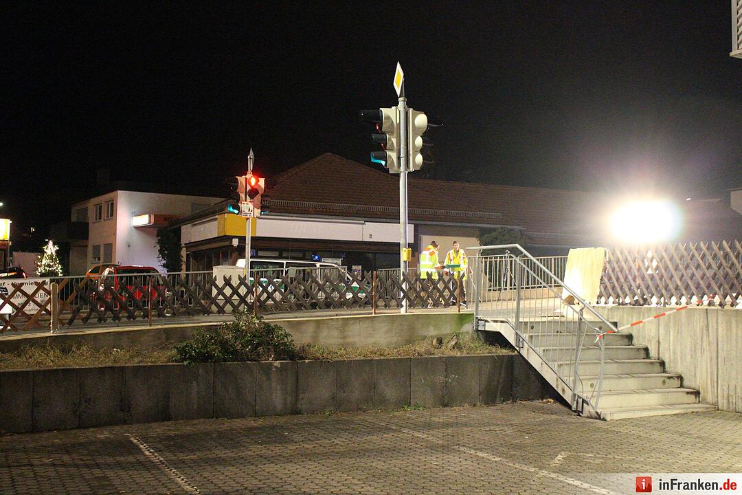 Verkehrsunfall in Cadolzburg: Fußgängerin tödlich verletzt