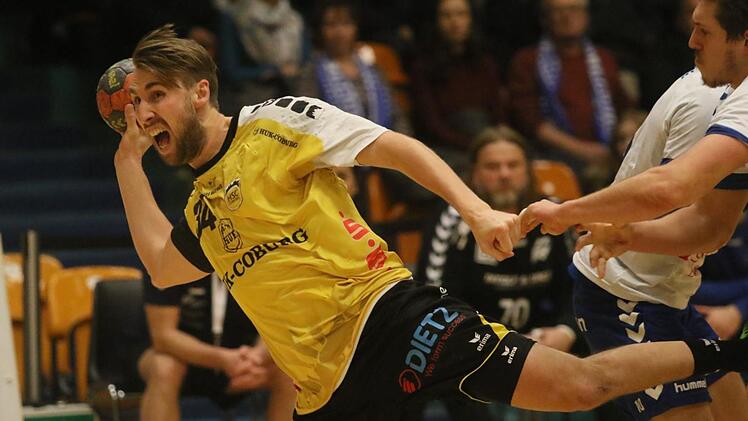 Spielmacher und Vollstrecker zugleich: Der Schwede Tobias Varvne zeigte in Dessau sein komplettes Handball-Paket.  Foto: Iris Bilek