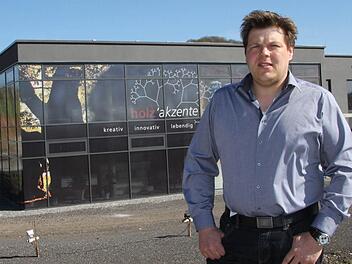 Matthias Schäfer ist der Geschäftsführer der Firma Holzakzente in Schildeck. Foto: Ulrike Müller