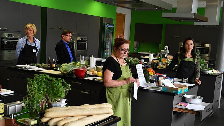 Kochen mit den Gemüsen des Monats - Impressionen vom Kochworkshop im Kulmbacher MupäzFoto: Ronald Rinklef
