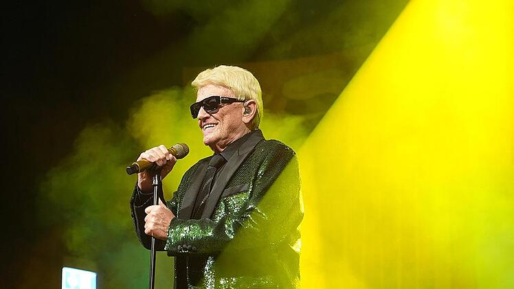 Unverkennbar mit dunkler Sonnenbrille: Heino