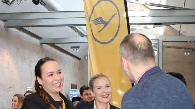 Chiara Müller (links) und Christina Lang aus Nürnberg