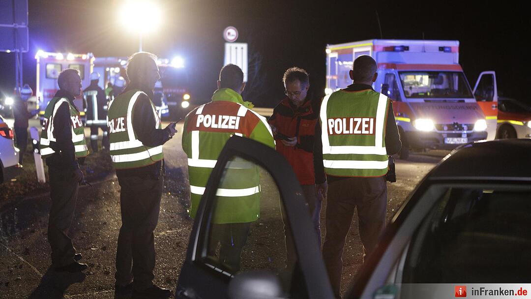 Unfall auf der B2: 80-Jährige in Lebensgefahr