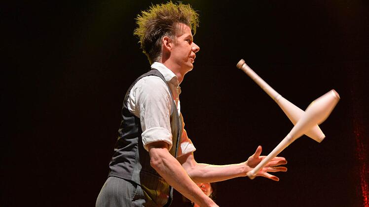 Cirqu' Oui. Foto: Ronald Rinklef