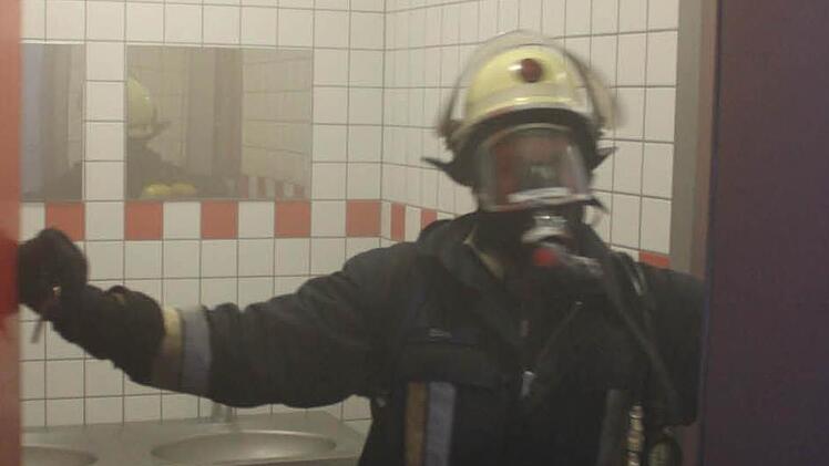 Die Kronacher Feuerwehr musste Atemschutz einsetzen.
