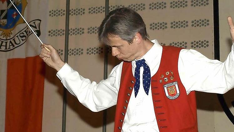 15 Jahre lang leitete Martin Mühleck die Blaskapelle Ebenhausen. Aus beruflichen Gründen gibt er das Amt auf. Foto: Stefan Geiger
