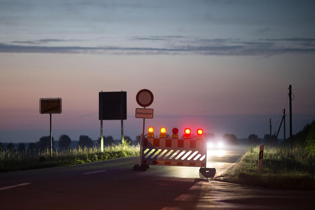 Hochwasser in Deutschland: Der Kampf gegen die Fluten