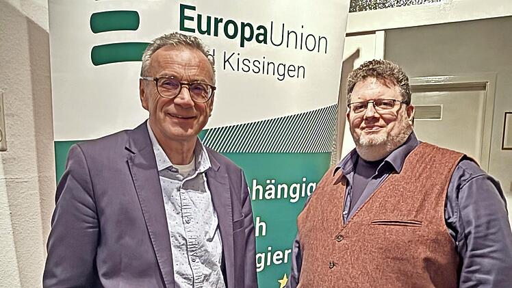 Dr. Reinhard Schaupp, Stellvertretender Landesvorsitzender der Europa Union Bayern (links), und Dr. Andreas Rug, Vorsitzender der Europa Union Bad Kissingen, bei dem Workshop.