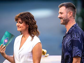 Marlene Lufen und Jochen Schropp werden ab 6. Oktober die 13. Staffel von "Promi Big Brother" moderieren.