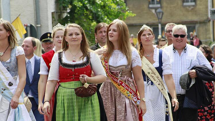 Der Festzug in Pretzfeld Foto: Andreas Hofbauer