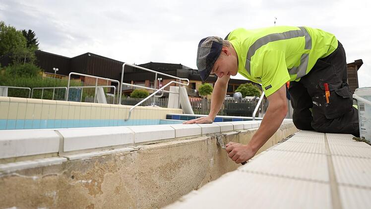 Im Crana Mare besteht erheblicher Sanierungsbedarf. Derzeit wird die Bausubstanz geprüft. Sobald detaillierte Ergebnisse vorliegen, will die Stadt weitere Schritte planen.  Foto: Archiv/Marian Hamacher