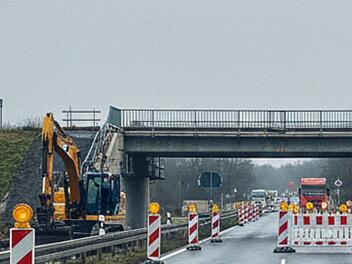 Br&uuml;cke, Br&uuml;ckenabriss, Sperrung, Vollsperrung, Bauarbeiten, Bundesstra&szlig;e