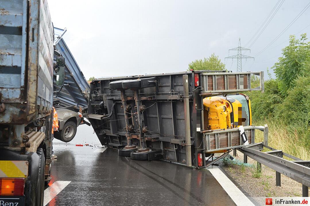 LKW_Unfall_A70_Hallstadt (16)