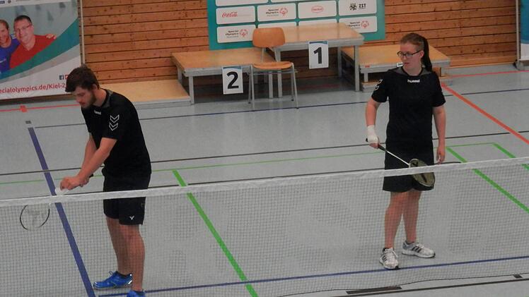 Lucas und Jessica holten die Goldmedaille im gemischten Doppe. Foto: privat