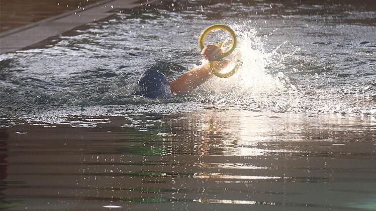 Rettungsschwimmer-Wettkampf in Hammelburg  Foto: Gerd Schaar