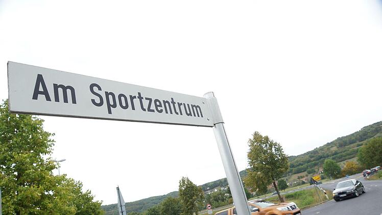 Die Zufahrt zur Anbindung Hammelburg-Mitte ist am Sonntag, 9. September, gesperrt.  Foto: Arkadius Guzy