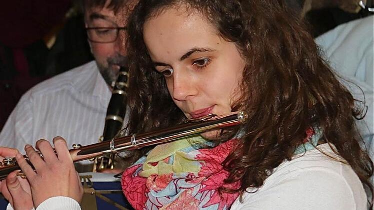 "Ich spiele mit Begeisterung Musik", sagt die junge Querflötistin Hanna Oehler.