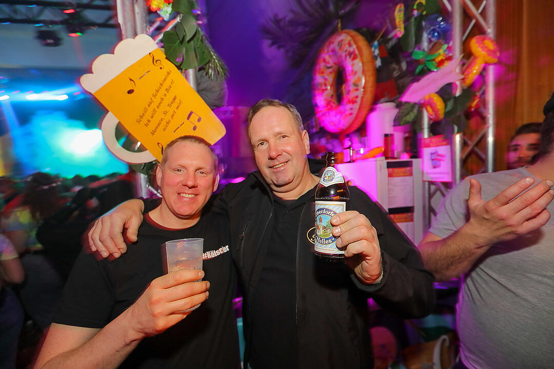 Beste Partystimmung in der Stadthalle