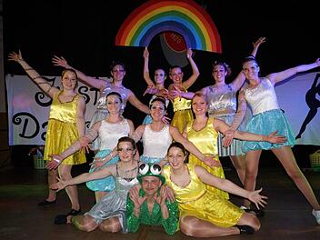 Die Showtanzgruppe "Just Dance" des TSV Ebenhausen feiert seit Jahren große Erfolge wie zuletzt bei der selbst organisierten Showtanznacht. Aber auch sie braucht Nachwuchs. Foto: Stefan Geiger