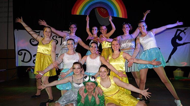 Die Showtanzgruppe "Just Dance" des TSV Ebenhausen feiert seit Jahren große Erfolge wie zuletzt bei der selbst organisierten Showtanznacht. Aber auch sie braucht Nachwuchs. Foto: Stefan Geiger