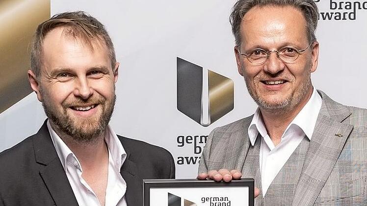 Ralf Schmitt und Rolf Hering bei der Preisverleihung in Berlin Foto: pr