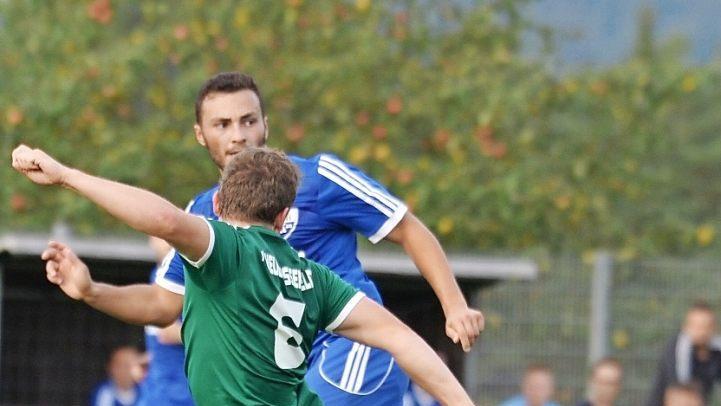 Stefan Wölfel (vorne) hat sich zu den Langzeitverletzten des TSV Neudrossenfeld II gesellt.  Foto: Archiv/Limmer