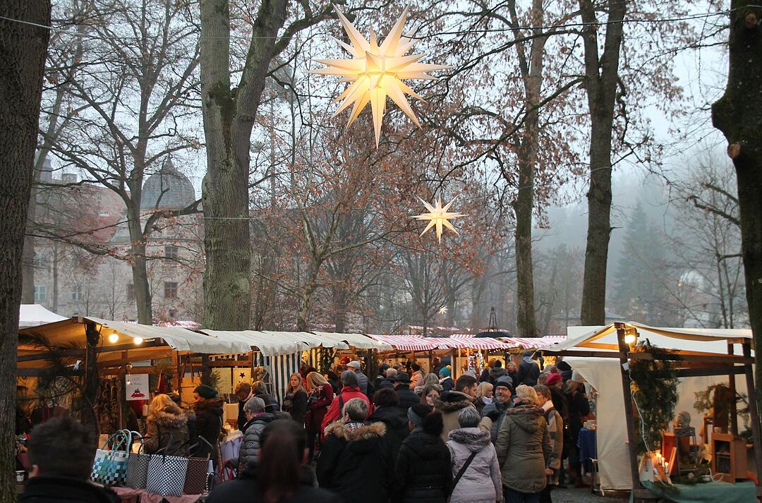 Weihnachtsmarkt in Mitwitz 2018: Impressionen vom ersten Tag