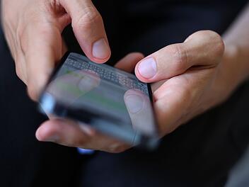 Fotos können auch in voller Qualität über WhatsApp geschickt werden.
