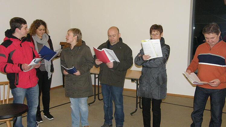 Aufführung der Thundorfer Theatergruppe.Foto: Philipp Bauernschubert