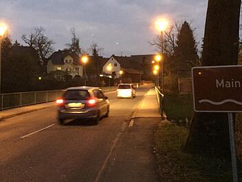 Wie soll künftig die Brücke über den Main beleuchtet werden?Foto: Jürgen Gärtner