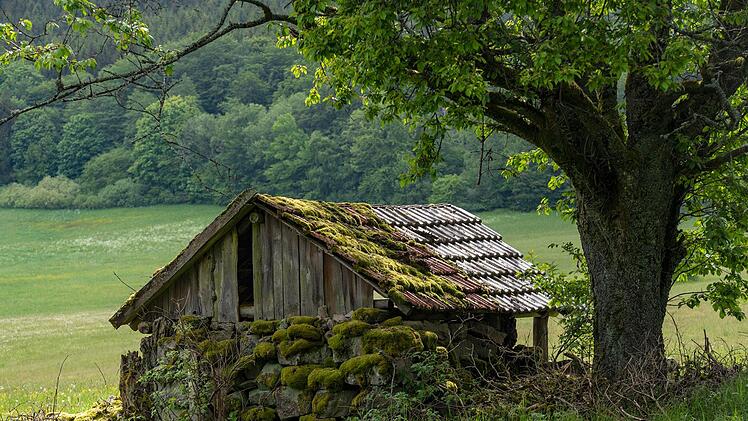 Eine Feldhütte. Jürgen Hüfner