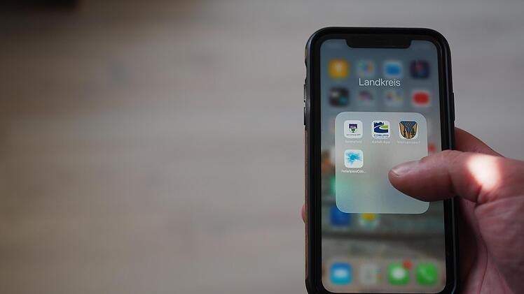 Zwei Kommunen des Landkreises Coburg haben eine eigene App. Andere bieten Infos über den ganzen Kreis.