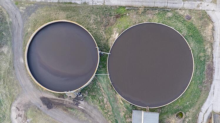 Zwei Tote in Güllebecken