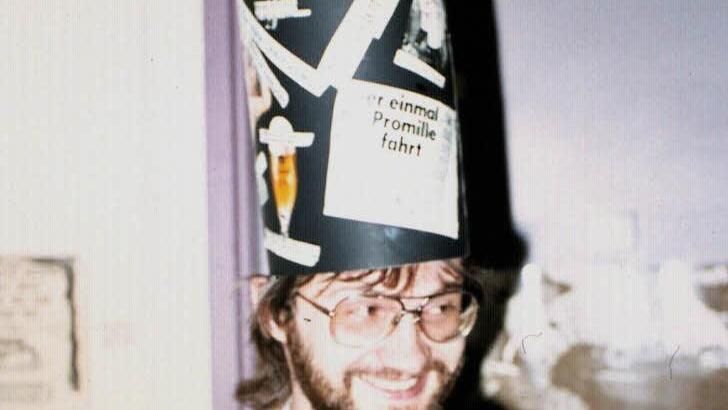 Der Drummer 1982 als frischgebackener Doktor.