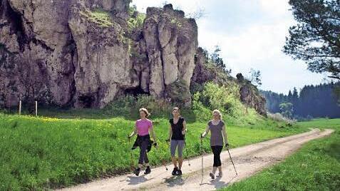 Nordic Walking in der Fr&auml;nkischen Schweiz  Foto: Kopfwerk