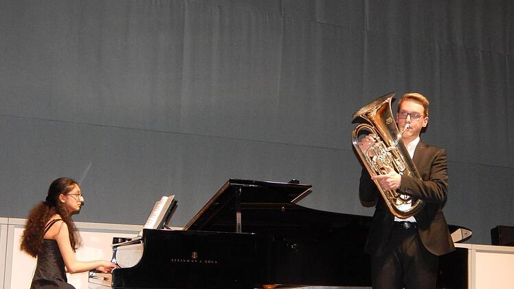 Julian Neubrand brillant am Euphonium.