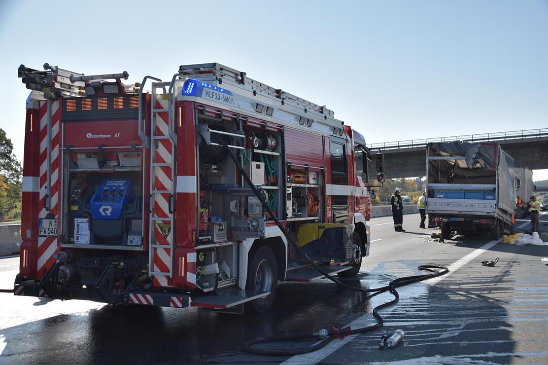 A6 bei Nürnberg: Kleintransporter fährt auf Stauende auf – Fahrer stirbt noch an Unfallstelle