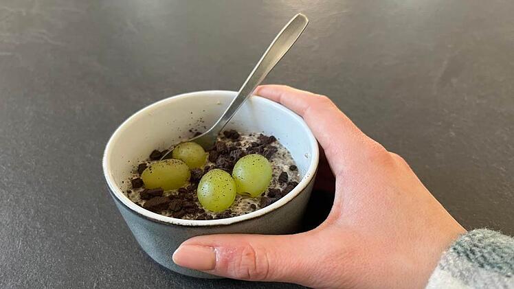 Frühstücksidee: Chiapudding mit Topping