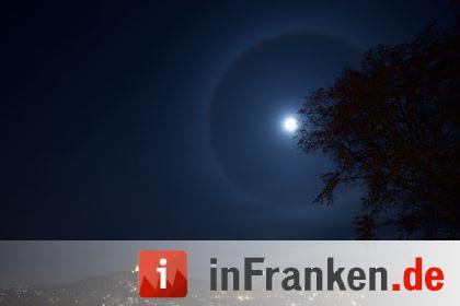 Supermond mit Halo