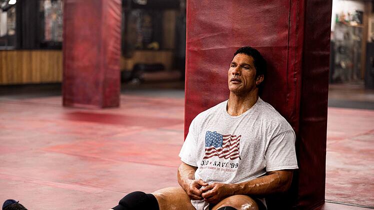 Dwayne Johnson beweist in "The Smashing Machine", dass er auch ernsthafte Rollen spielen kann.