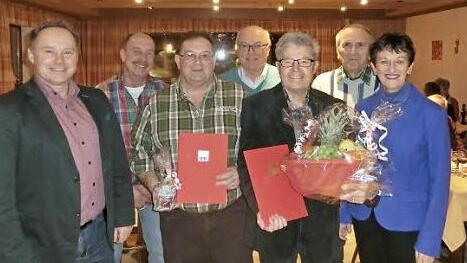 Der SPD-Ortsverein Ludwigschorgast ehrte Helmut Hohner für 50 und Uwe Wittmann für 30 Jahre Treue. Im Bild (von links) Thomas Bauske, Schriftführer Klaus-Peter Kugler, Uwe Wittmann, Vorsitzender Tobias Braunersreuther, Helmut Hohner, Kassier Richard Burger und Kreisvorsitzende MdL Inge Aures.  Foto: privat