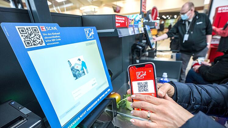 Kaufland setzt auf neue Kassen - darauf müssen sich Kunden mit den K-Scan und dem QR-Code einstellen.