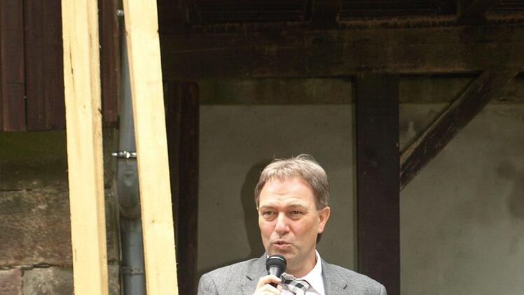 Der neue Mühlvogt und Landrat Klaus Löffler stellt sich vor.  Foto: Susanne Deuerling