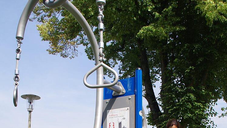 Eindrücke vom Mehrgenerationen-Spielplatz am Kronacher Kreuzberg. Foto: Marco Meißner